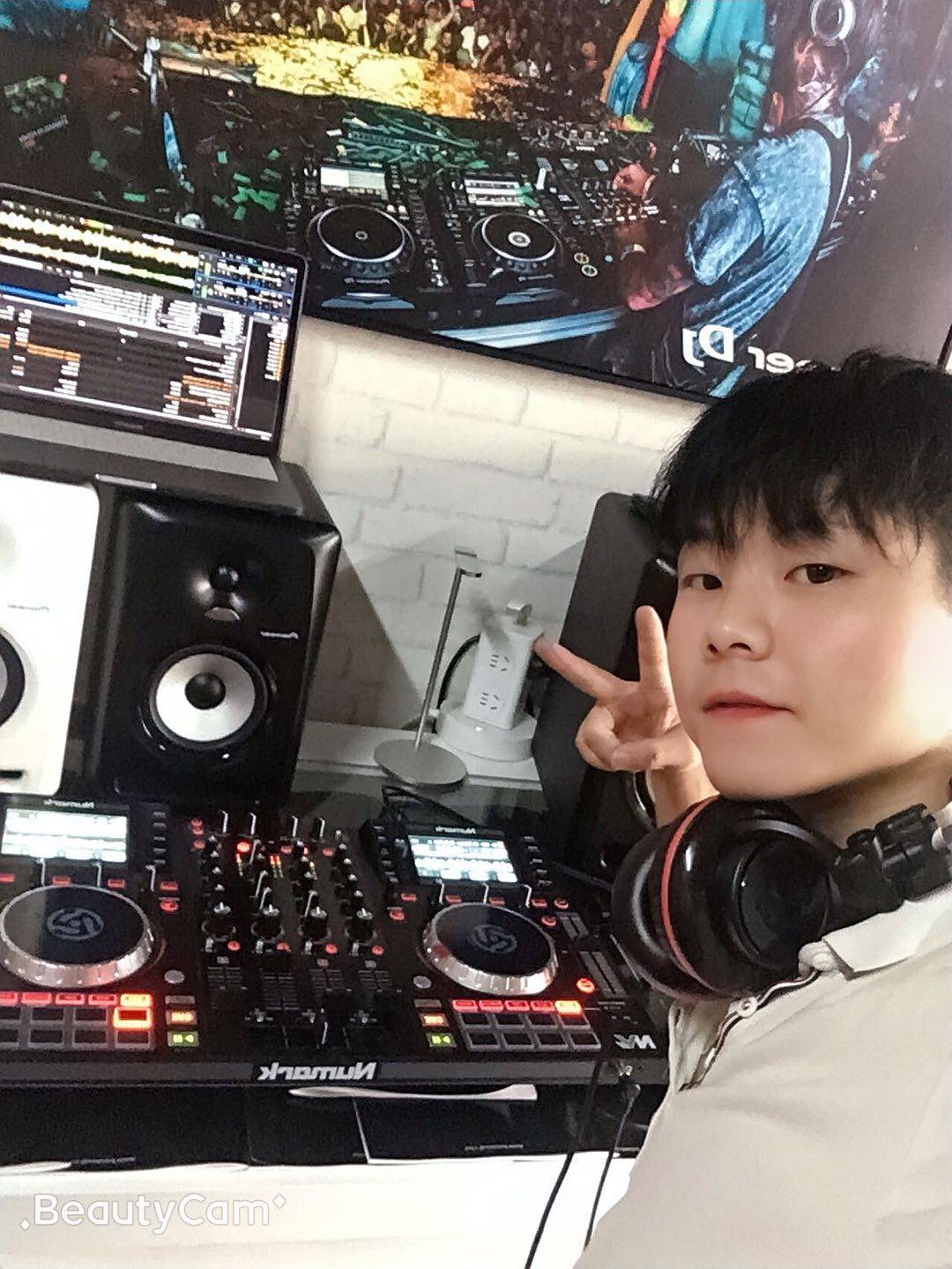 DJTAO