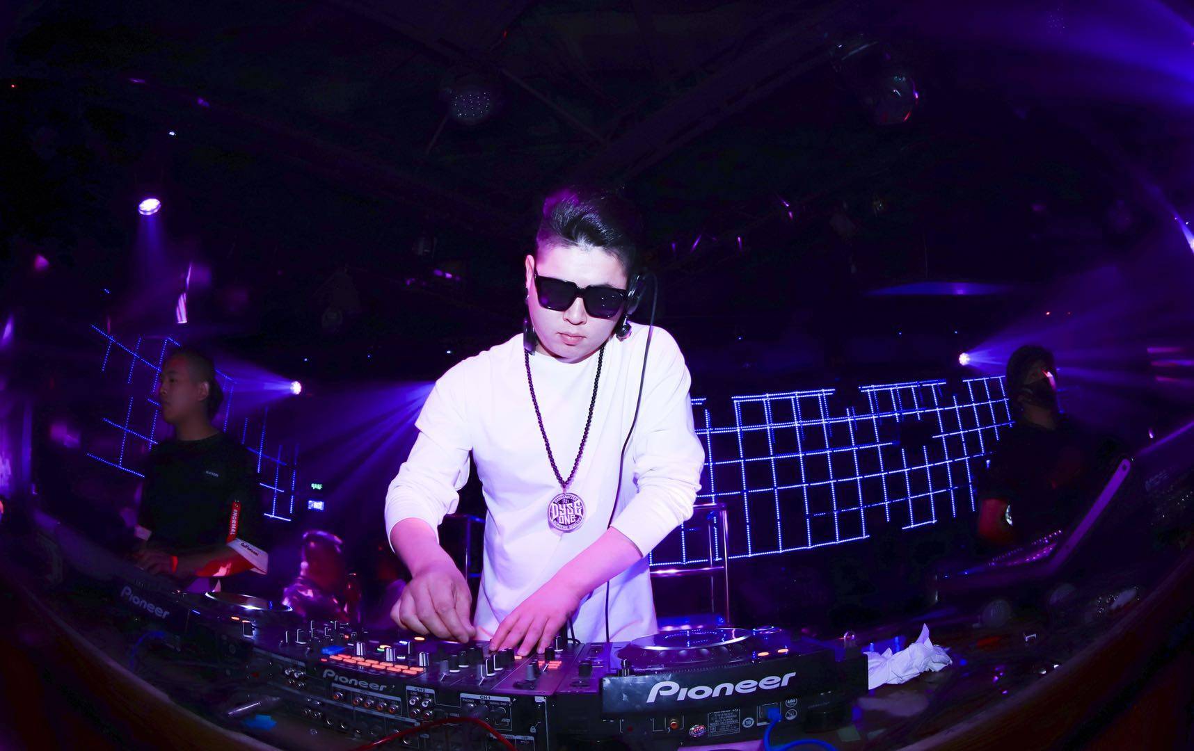 DJ Lead Dash